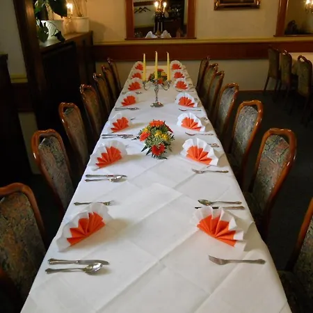 邮政餐厅酒店 伍珀塔尔