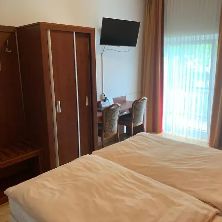 מלון Restaurant Zur Post