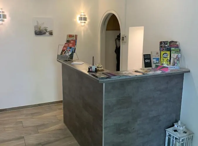 Hotel Restaurant Zur Post 2*